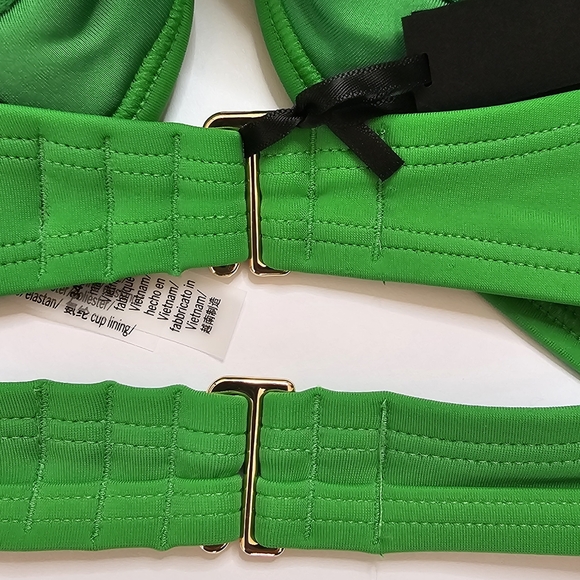 Victoria's Secret Archives Bombshell Pushup Longline Bikini Top Sz 34D NWT - Picture 7 of 9